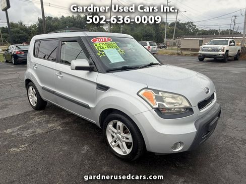Used 2011 Kia Soul + w/ Audio Pkg FWD image 1