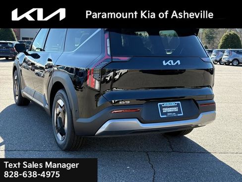New 2026 Kia EV9 Wind image 4