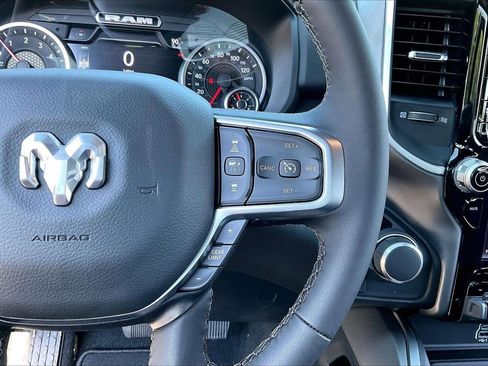 New 2026 RAM 1500 4x4 Crew Cab image 30