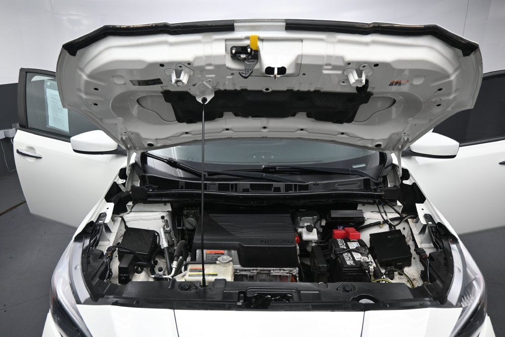 Used 2022 Nissan Leaf S FWD image 31