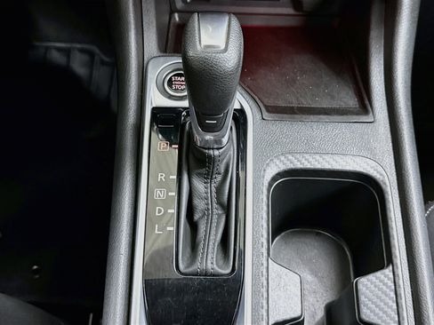 Used 2025 Nissan Sentra SV FWD image 23
