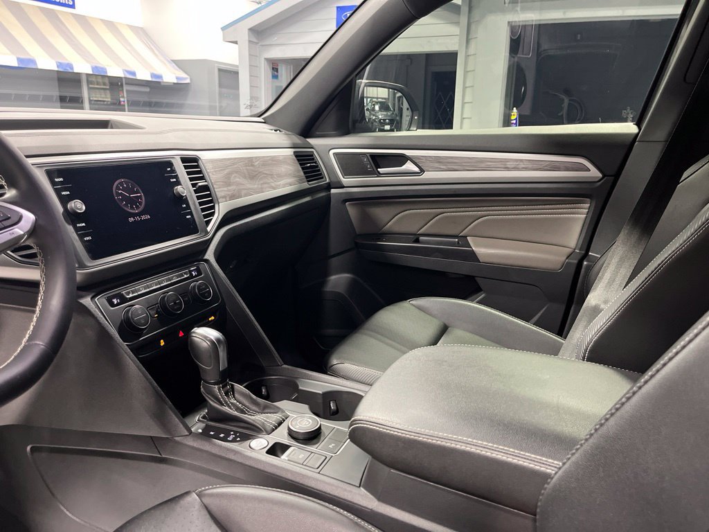 Used 2021 Volkswagen Atlas Cross Sport SE AWD/4WD image 14