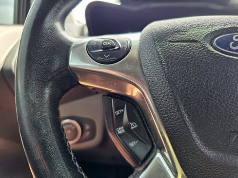 Used 2019 Ford Transit Connect XLT FWD image 7