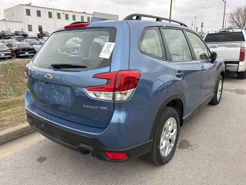 Used 2023 Subaru Forester image 3