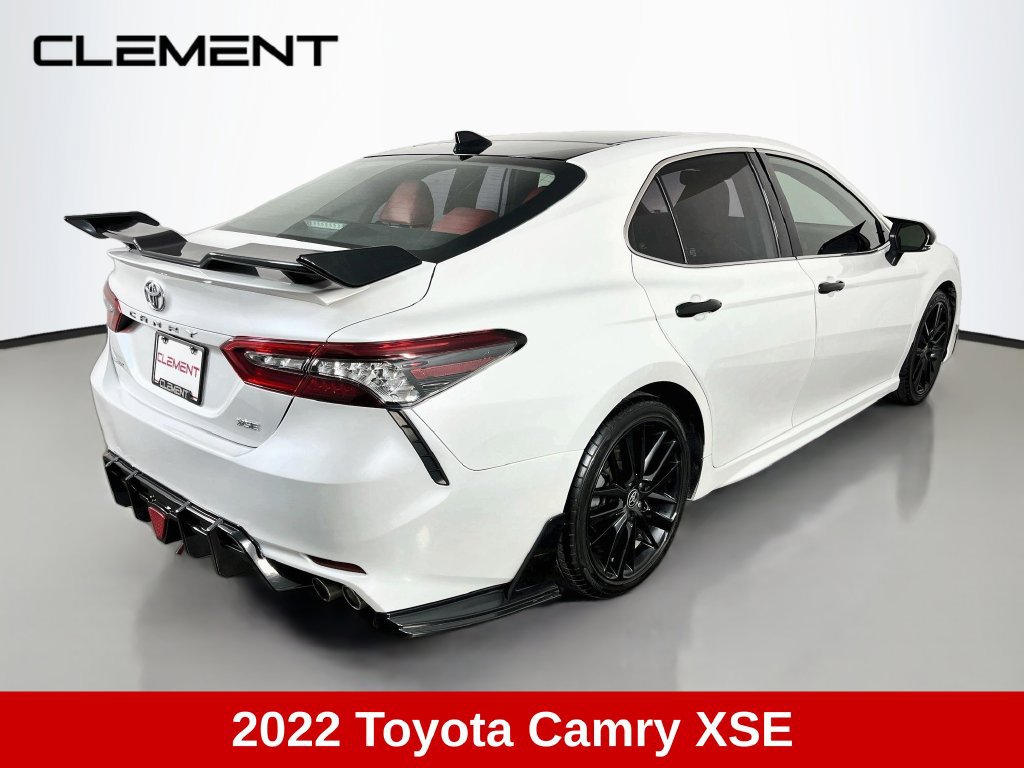 Used 2022 Toyota Camry XSE FWD image 6