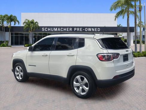 Used 2020 Jeep Compass Latitude FWD image 5