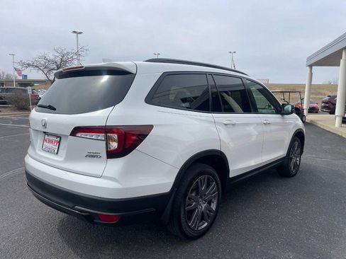 Used 2022 Honda Pilot Sport image 3