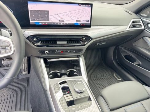 Used 2025 BMW 440i xDrive Convertible w/ Premium Package AWD/4WD image 12