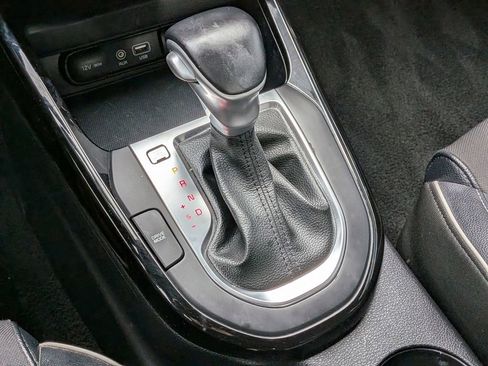 Used 2020 Kia Forte GT-Line image 16