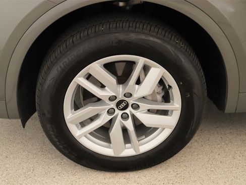 Certified 2023 Audi Q5 2.0T Premium w/ Convenience Package image 33