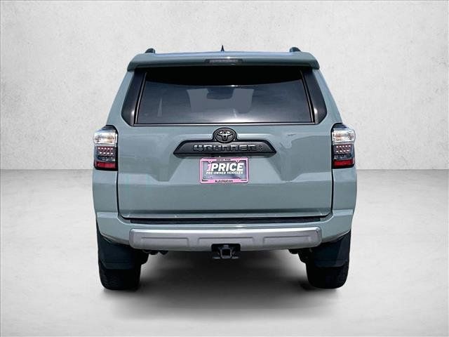 Used 2023 Toyota 4Runner TRD Off-Road Premium w/ Moonroof Package AWD/4WD image 4