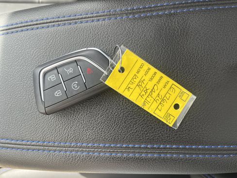 Used 2024 Cadillac XT4 Sport w/ Cold Weather Package image 24