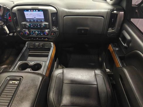 Used 2017 Chevrolet Silverado 1500 LTZ w/ Sport Package AWD/4WD image 30