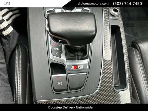 Used 2020 Audi SQ5 Premium Plus w/ Premium Plus Package AWD/4WD image 32