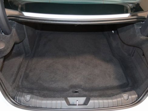 Used 2021 Jaguar XF R-Dynamic SE image 67