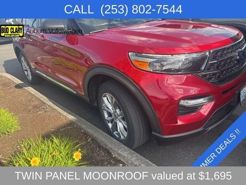 Used 2020 Ford Explorer XLT w/ Equipment Group 202A AWD/4WD image 7