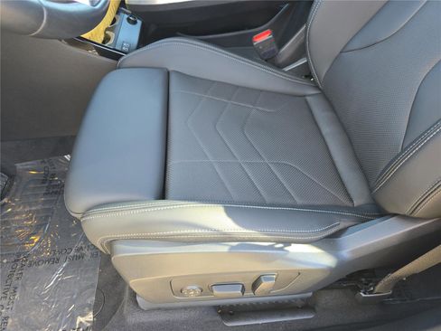 Used 2025 BMW X1 xDrive28i image 17