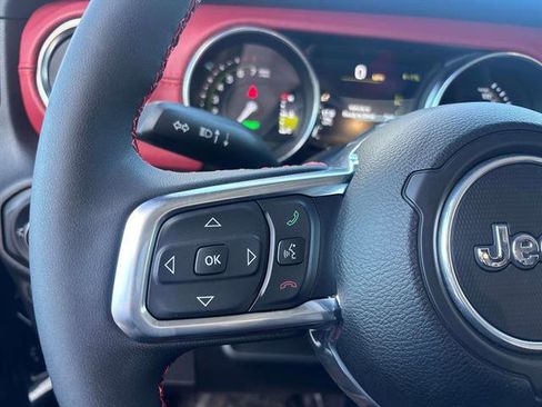 Certified 2023 Jeep Wrangler Unlimited Rubicon 4xe image 23