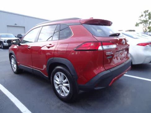 Used 2022 Toyota Corolla Cross LE AWD/4WD image 7