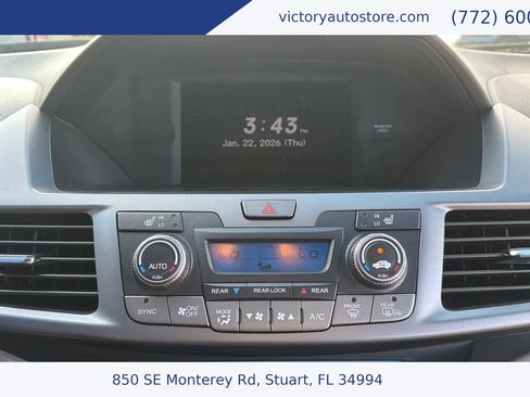 Used 2011 Honda Odyssey Touring Elite image 20