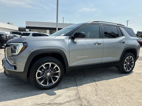 New 2026 GMC Terrain Elevation w/ Elevation Premium Package FWD image 7