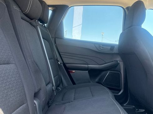Used 2025 Ford Escape Active AWD/4WD image 32
