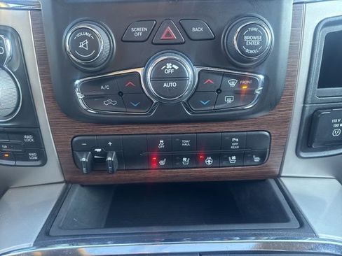 Used 2017 RAM 1500 Laramie image 22