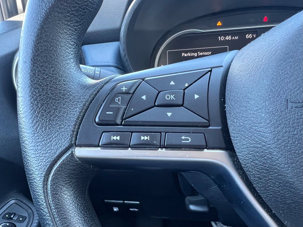 Used 2025 Nissan Versa SV FWD image 13