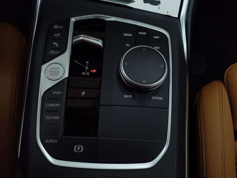 New 2026 BMW 330i xDrive Sedan w/ M Sport Package image 16