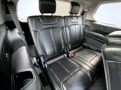 Used 2022 Jeep Grand Cherokee L Limited image 28