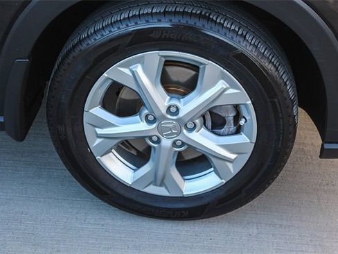 Used 2023 Honda HR-V LX image 13