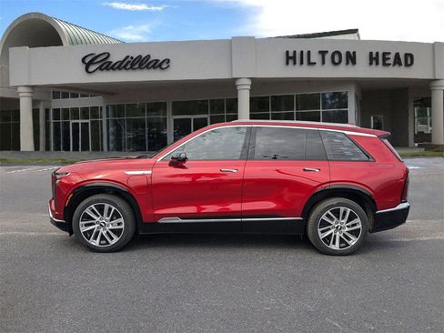 New 2026 Cadillac Vistiq Luxury w/ LPO, Floor Liner Package image 3