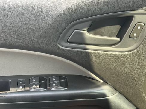 Used 2018 Chevrolet Colorado W/T RWD image 23