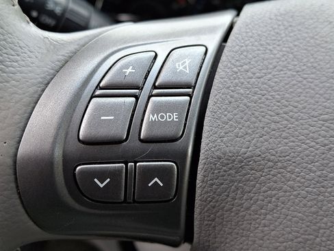 Used 2010 Subaru Forester 2.5X Limited image 20