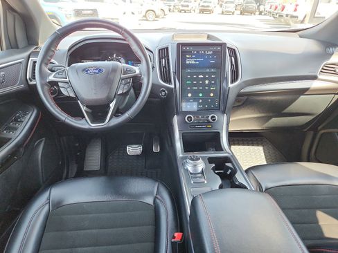 Used 2023 Ford Edge ST-Line w/ Class II Trailer Tow Package image 10