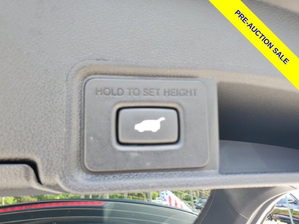 Used 2024 Acura RDX SH-AWD image 9