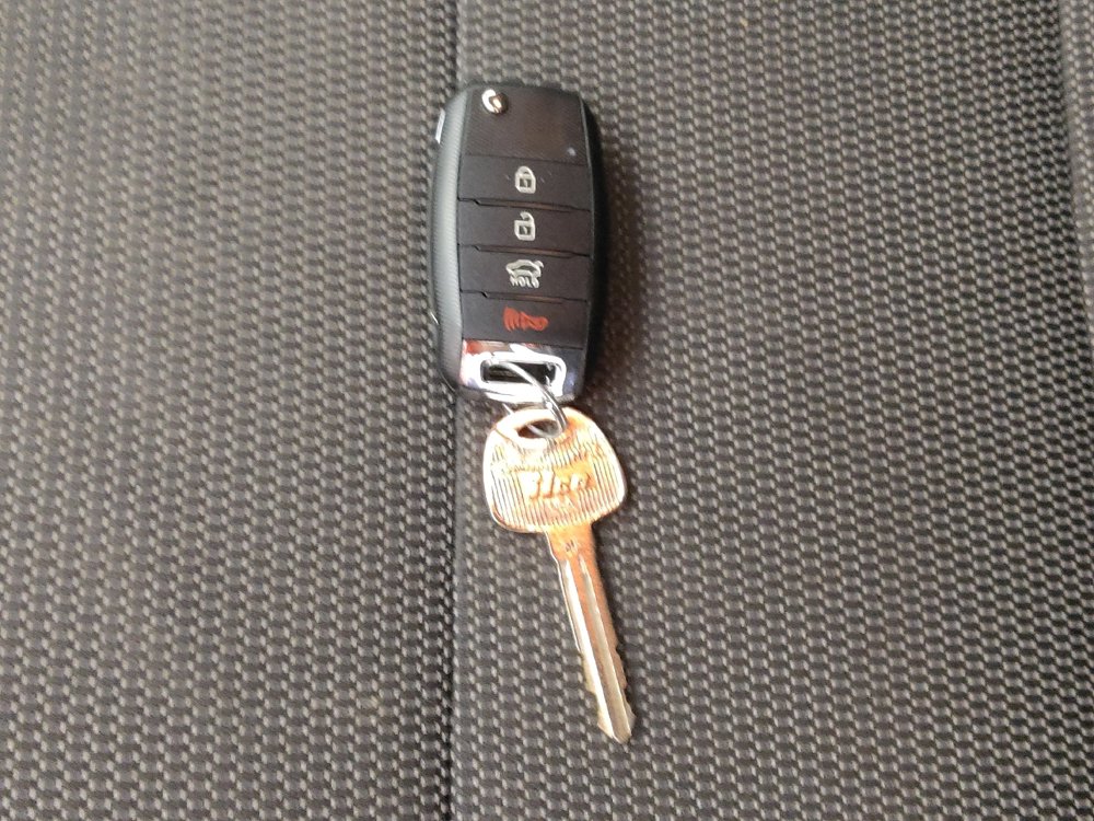 Used 2018 Kia Forte LX FWD image 32