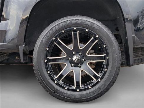 Used 2018 GMC Canyon SLT w/ Driver Alert Package image 24