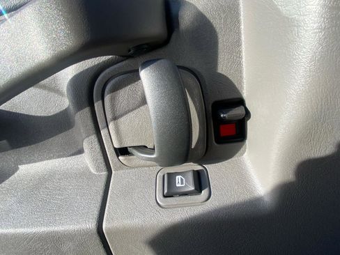 Used 2025 Chevrolet Express 2500 Extended w/ Communications Package image 25