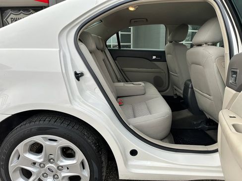 Used 2010 Ford Fusion SE FWD image 18
