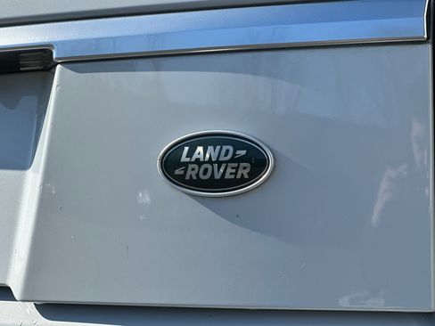 Used 2019 Land Rover Range Rover HSE image 23