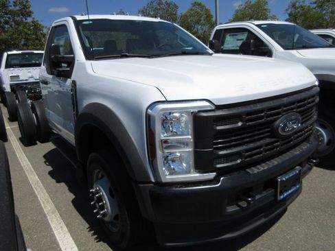 New 2025 Ford F450 XL image 4