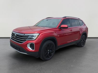 Used 2024 Volkswagen Atlas SE w/ Panoramic Sunroof Package