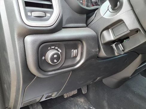New 2026 RAM 2500 Tradesman AWD/4WD image 15