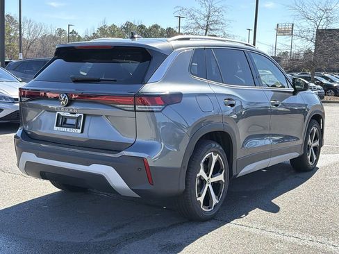 New 2026 Volkswagen Tiguan SE FWD image 5