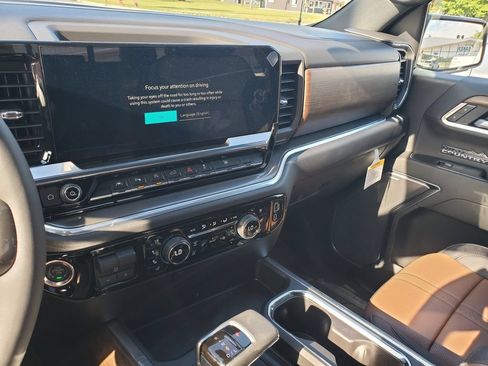 New 2026 Chevrolet Silverado 1500 High Country AWD/4WD image 22