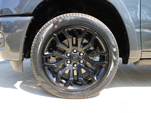 New 2026 RAM 1500 Limited AWD/4WD image 39