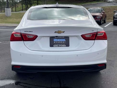 Used 2025 Chevrolet Malibu LT image 4