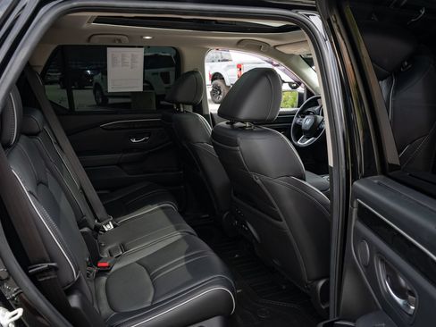 Used 2023 Honda Pilot Elite image 22