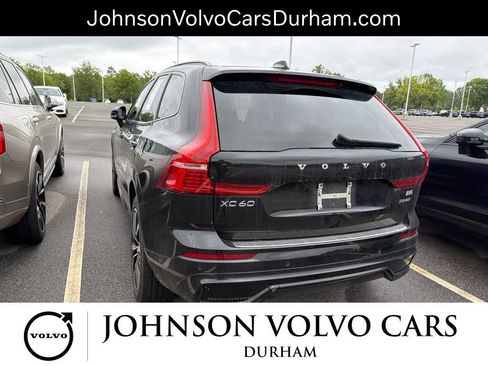 Used 2023 Volvo XC60 B5 Plus w/ Climate Package FWD image 7